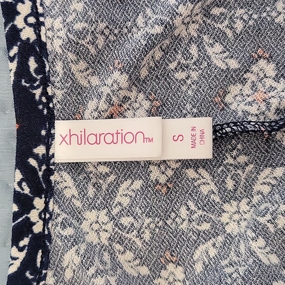 Halter top dress - Picture 3 of 4